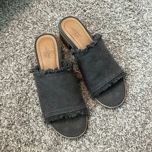 Grey mules